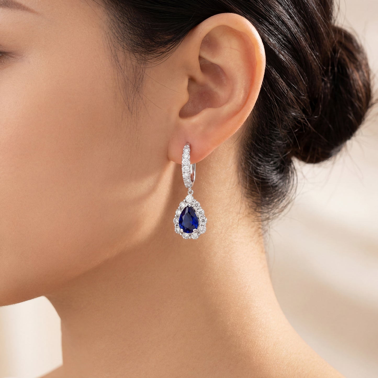 18k White Gold Sapphire and Diamond Drop Earrings.